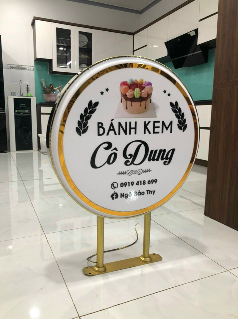 hộp đèn mica hút nổi
