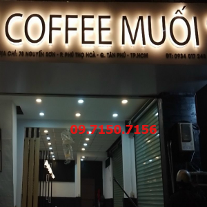 Bảng hiệu chữ nổi Mica uốn fomex cho coffee muối