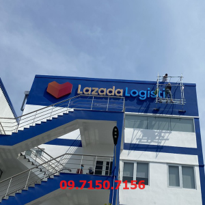 Làm pano quảng cáo ngoài trời 