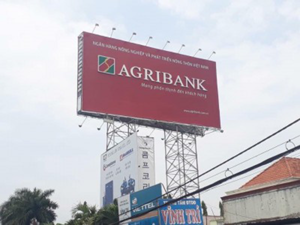 pano quảng cáo ngoài trời